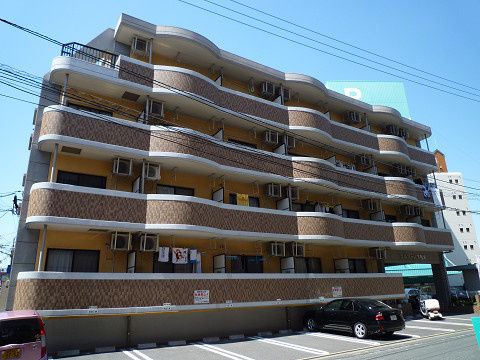 1K Apartment for Rent in Kokurakita-ku, Kitakyushu, 25.2m² - Thumbnail 4