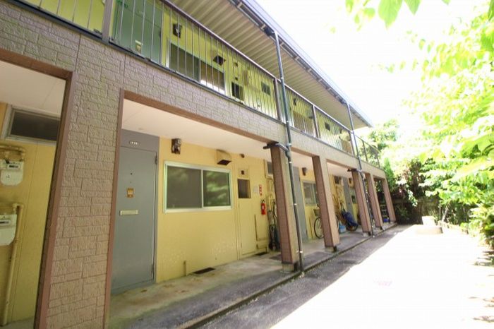 2DK Apartment for Rent in Yahatahigashi Ward, Kitakyushu - Thumbnail 3