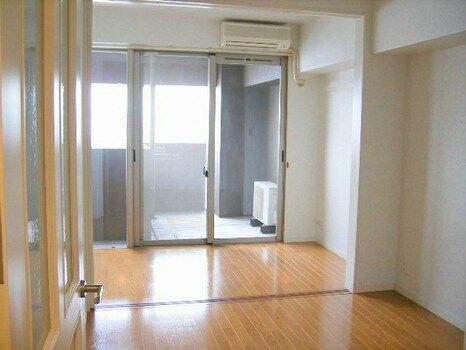 2K Apartment for Rent in Tenjin, Chuo-ku, Fukuoka - Thumbnail 3