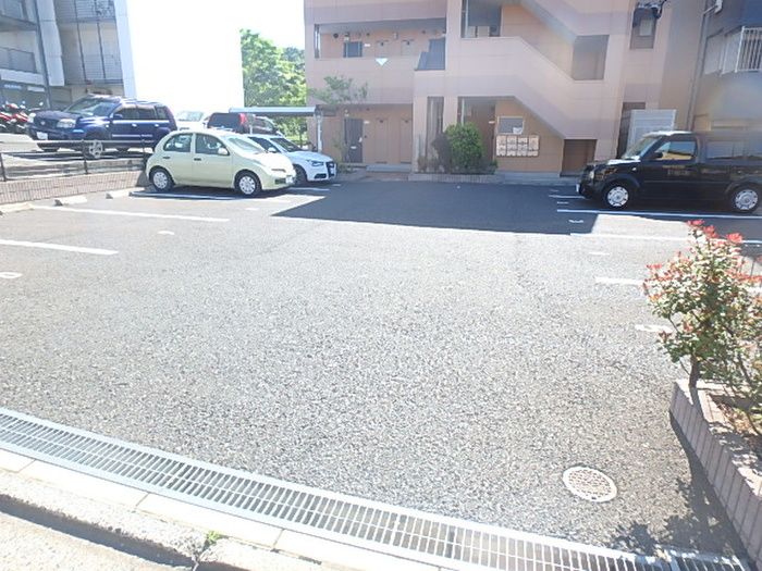 1K Apartment for Rent in Wakamatsu-ku, Kitakyushu, 31m² - Thumbnail 4