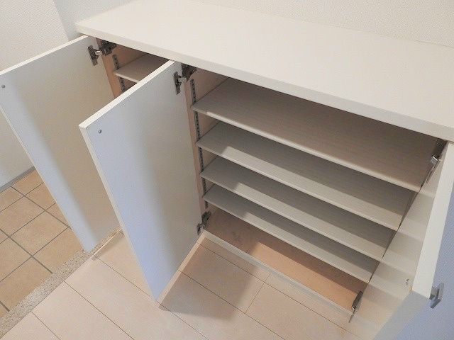 2LDK Apartment for Rent near Nishi-Shin Station, Fukuoka City - Thumbnail 3