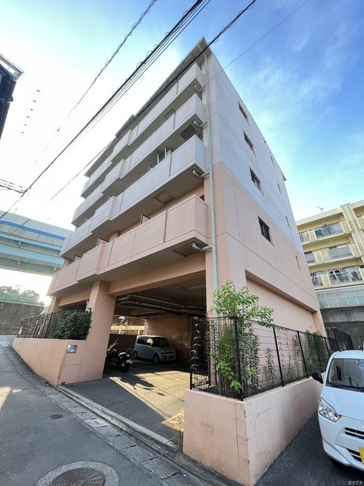 1K Apartment for Rent in Kashii, Fukuoka - 30.03m² - Thumbnail 2
