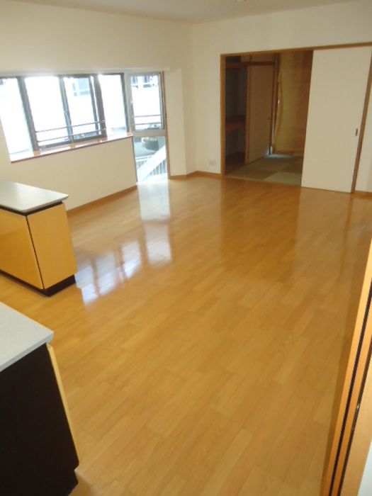 4LDK Apartment for Rent in Chuo-ku, Fukuoka – 82.26m² - Thumbnail 4
