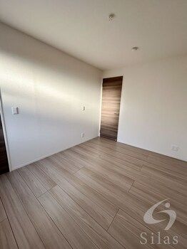 Modern 2LDK Apartment Near Daido Toyosato Station, Osaka - Thumbnail 4