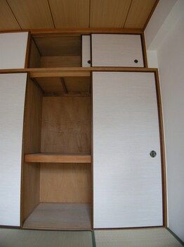 2LDK Apartment for Rent in Asahi-ku, Osaka - 50m² - Thumbnail 3