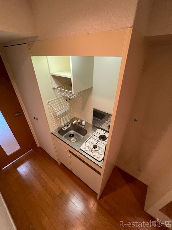 1K Apartment for Rent Near Hakata Station, Fukuoka - Thumbnail 3