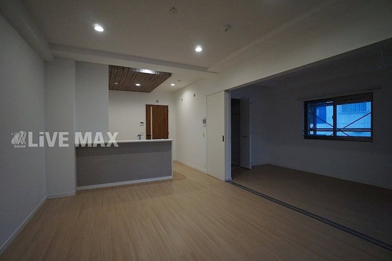 2LDK Apartment for Rent in Chuo Ward, Fukuoka City - Thumbnail 4