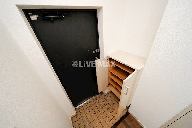 1K Apartment for Rent in Hakata Ward, Fukuoka - Thumbnail 2