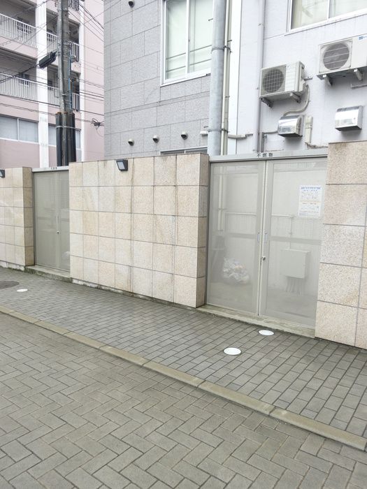 2LDK Apartment for Rent in Daimyo, Fukuoka – 60.22m² - Thumbnail 2
