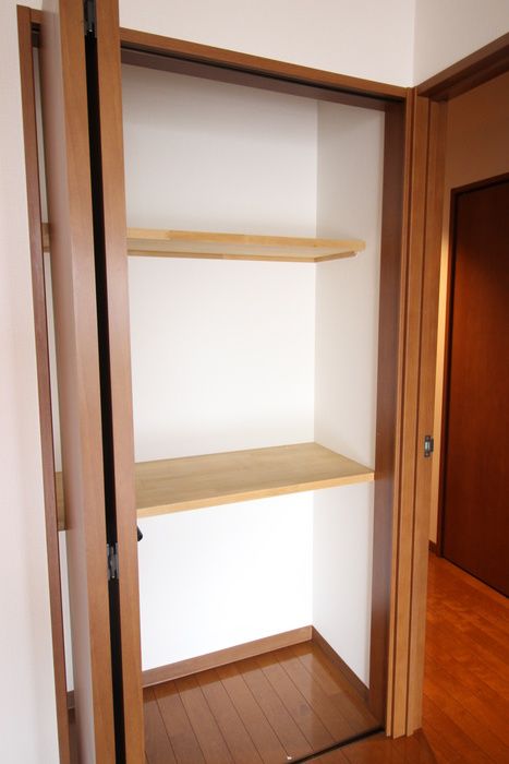1LDK Apartment for Rent in Hakata-ku, Fukuoka City - Thumbnail 4