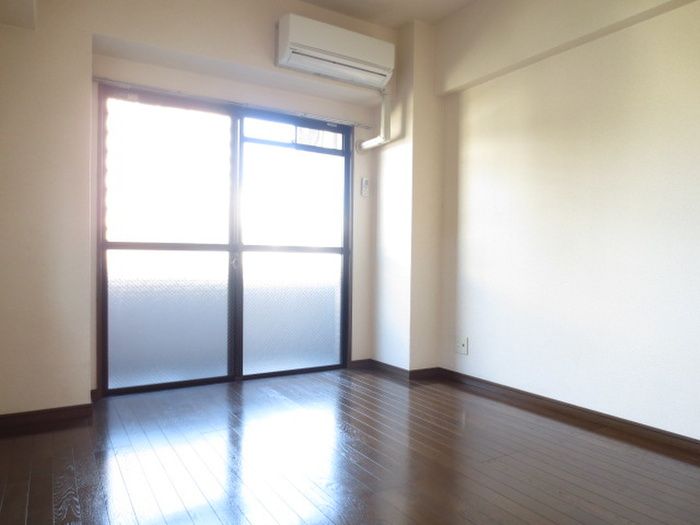 1K Apartment for Rent in Hakata-ku, Fukuoka City - Thumbnail 3