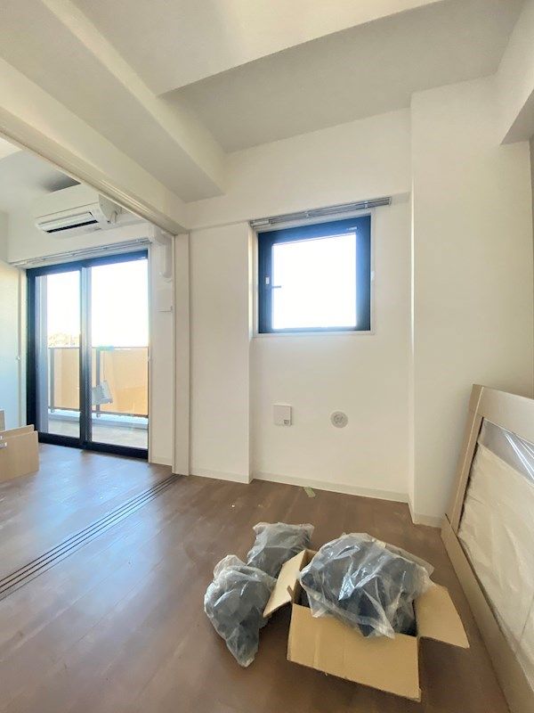 Modern 1LDK Apartment for Rent in Hakata Ward, Fukuoka - Thumbnail 4