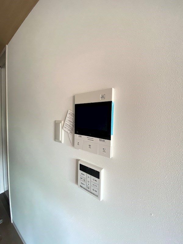 Modern 1LDK Apartment for Rent in Hakata Ward, Fukuoka - Image 1