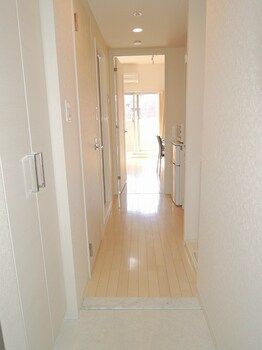 1K Apartment for Rent in Kyobashi, Osaka - 20.65m² - Thumbnail 4
