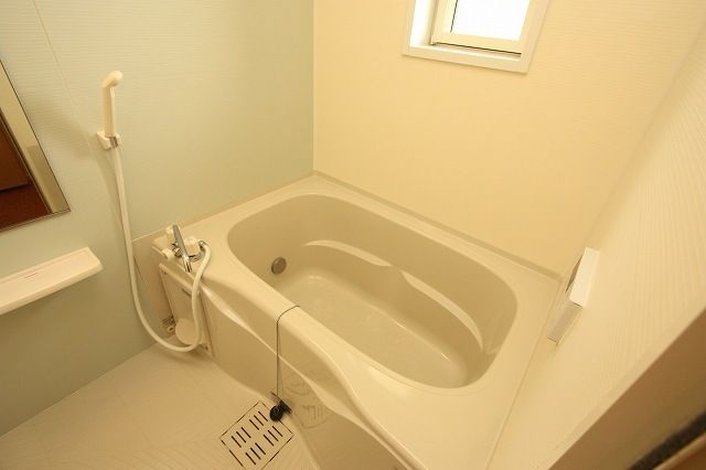 2LDK Apartment for Rent in Chikuzen-machi, Fukuoka - 57.07m² - Thumbnail 4