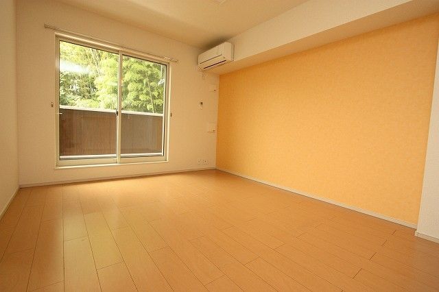 2LDK Apartment for Rent in Chikuzen-machi, Fukuoka - 57.07m² - Thumbnail 3