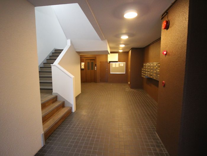1LDK Apartment for Rent in Hakata-ku, Fukuoka City - Thumbnail 3