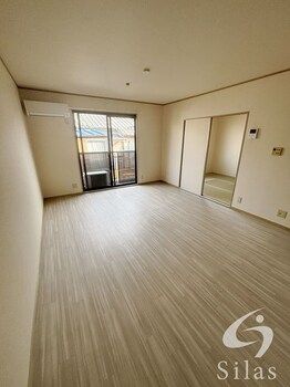 3LDK Apartment for Rent in Kadoma, Osaka - 70.16m² - Thumbnail 4