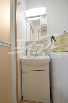 2LDK Rental House in Miyakojima Ward, Osaka Near 3 Stations - Thumbnail 4