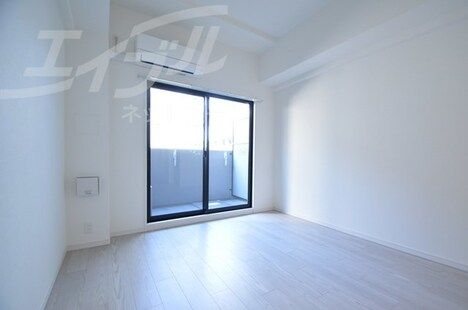 1K Apartment for Rent in Kita Ward, Osaka City - Thumbnail 3