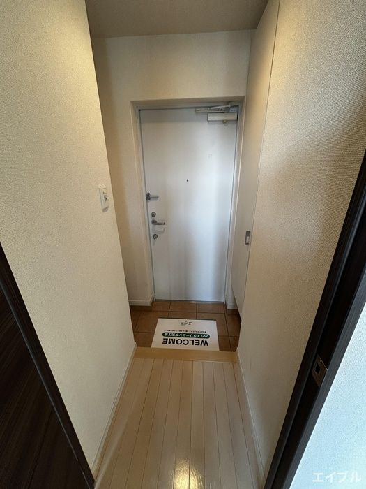 1K Apartment for Rent in Hakata-ku, Fukuoka City – 30.09 m² - Thumbnail 2