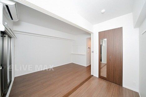 1LDK Apartment for Rent Near Yakuin Dori Station, Fukuoka - Thumbnail 4