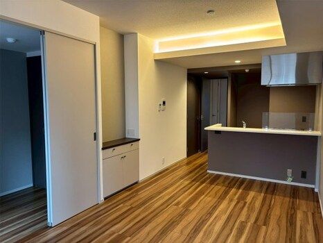 2LDK Apartment for Rent in Chuo-ku, Fukuoka City - Thumbnail 4