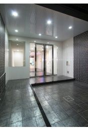 2K Designer Apartment Near Yakuin Station in Fukuoka - Thumbnail 2