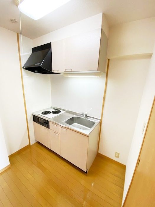 1DK Apartment for Rent in Kokurakita-ku, Kitakyushu, 20.3m² - Thumbnail 4