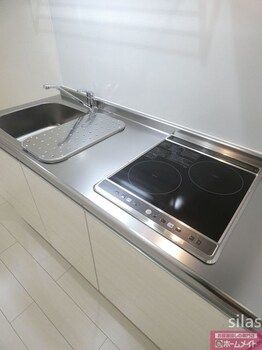 1K Apartment for Rent in Joto Ward, Osaka - 28.5 sqm - Thumbnail 4