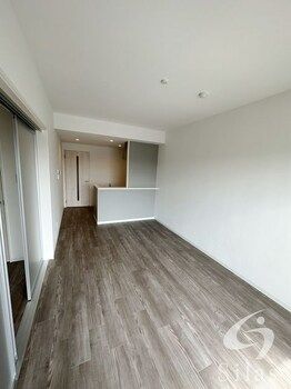 Modern 1LDK Apartment in Asahi-ku, Osaka - 42.72m² - Thumbnail 4
