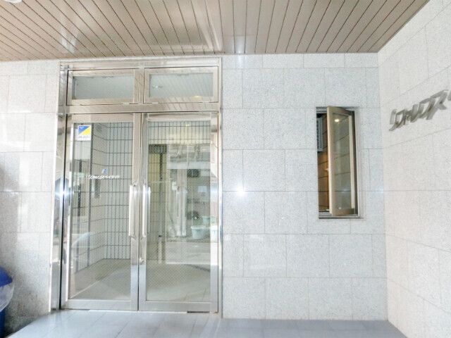 1DK Apartment for Rent in Hakata-ku, Fukuoka City - Thumbnail 2