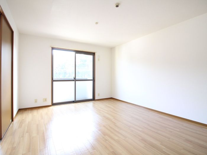 2LDK Apartment for Rent in Fukuoka City, Nishi Ward - Thumbnail 3
