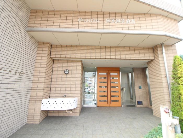 2LDK Apartment for Rent in Hakata-ku, Fukuoka City - Thumbnail 3