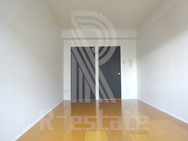 1K Apartment for Rent in Akasaka, Chuo Ward, Fukuoka - Thumbnail 3