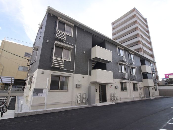 D-room Yanagimachi 1LDK Apartment for Rent in Moji-ku, Kitakyushu - Thumbnail 2