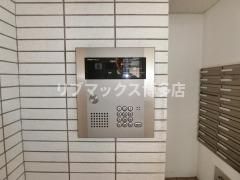 1K Apartment Near Hakata Station in Fukuoka City - Thumbnail 2