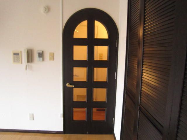 1R Apartment for Rent in Chuo Ward, Fukuoka City - Thumbnail 4