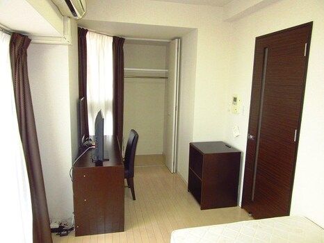 1K Apartment for Rent in Chuo Ward, Osaka - Thumbnail 3