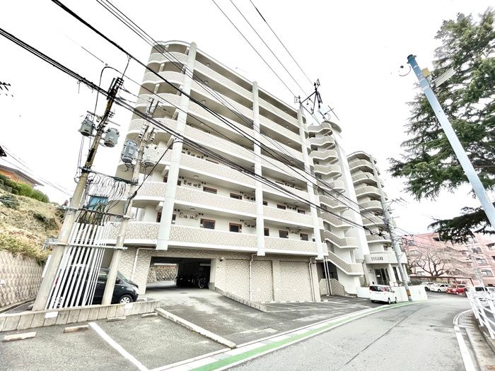 1R Apartment for Rent in Yahatanishi-ku, Kitakyushu - Thumbnail 3