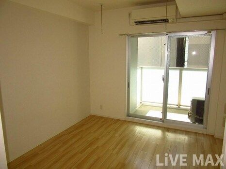 1K Apartment for Rent in Chuo-ku, Osaka - 23.71m² - Thumbnail 4