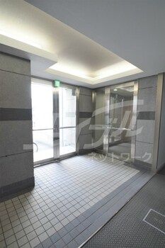 1K Apartment for Rent Near Taishibashi-Imade Station, Osaka - Thumbnail 2