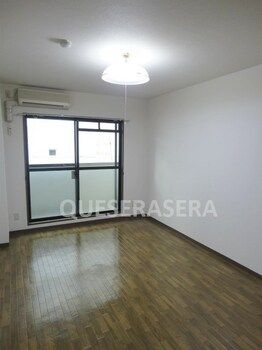 1K Apartment for Rent Near Taishibashi-Imade Station, Osaka - Thumbnail 3