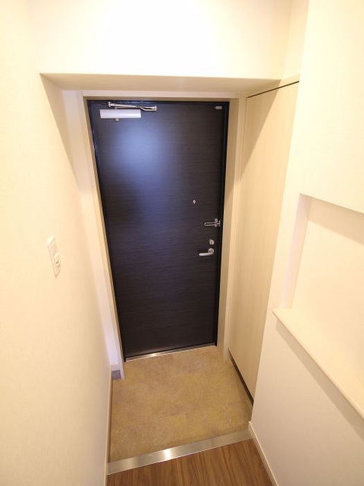 2LDK Apartment for Rent near Jonoson Station in Kitakyushu - Thumbnail 2