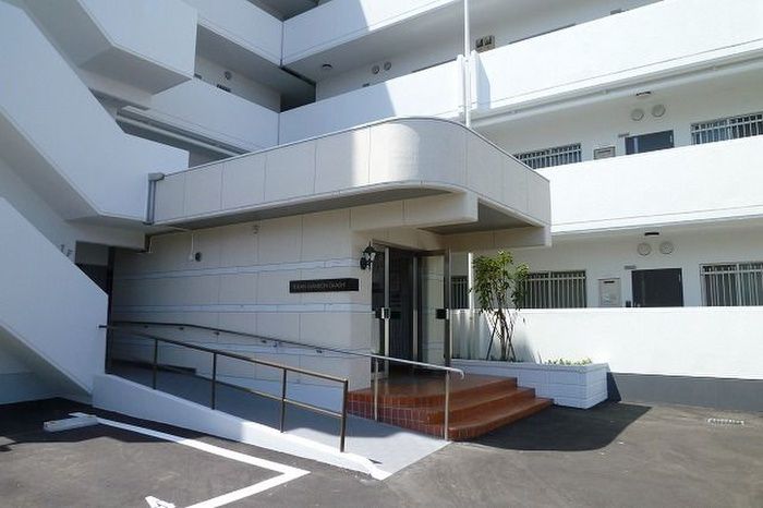 1LDK Apartment for Rent in Minami Ward, Fukuoka City - Thumbnail 3