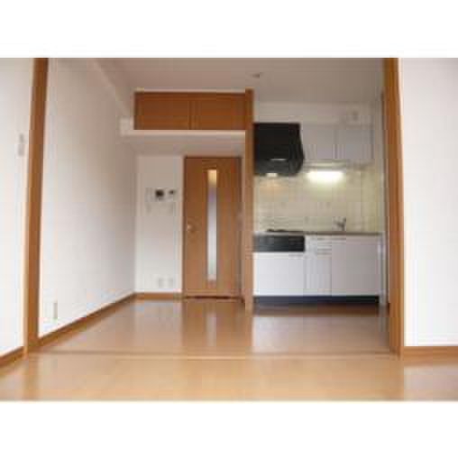 1DK Apartment Near Hakozaki Station in Fukuoka - Thumbnail 2
