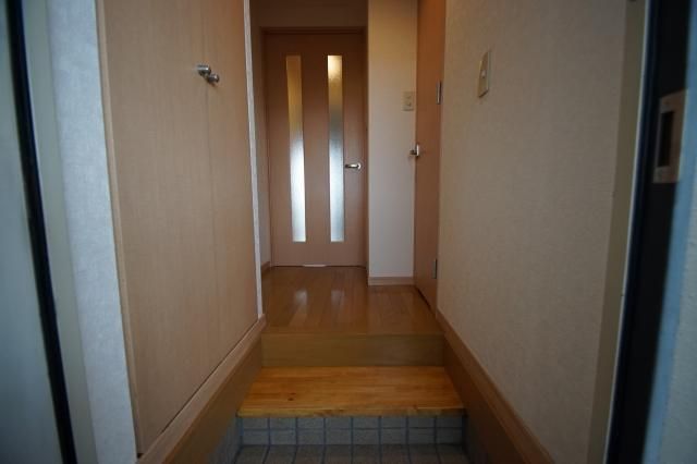 1DK Apartment for Rent in Hakata Ward, Fukuoka City - Thumbnail 2