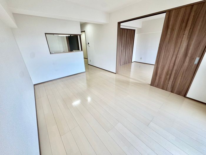 2LDK Apartment for Rent near Okudokai Station in Kitakyushu - Thumbnail 4