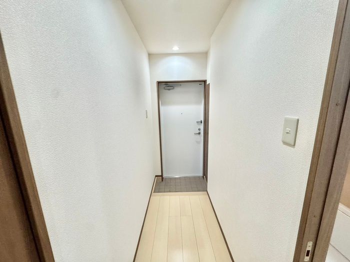 2LDK Apartment for Rent near Okudokai Station in Kitakyushu - Thumbnail 3