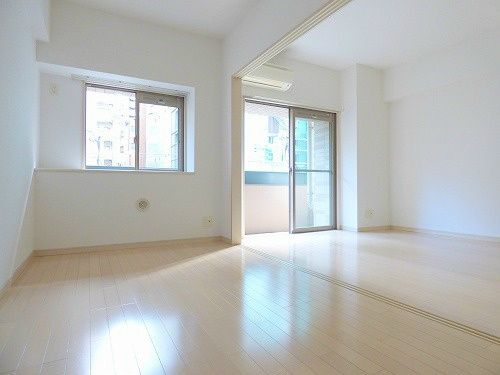 1LDK Apartment for Rent near Hakata Station, Fukuoka - Thumbnail 3